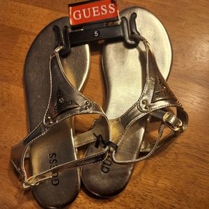 Guess Jeralee Thong Sandals Size 5
